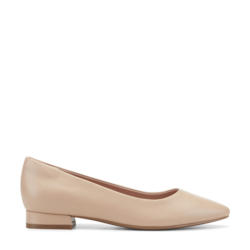 Women's Tessa Total Motion Pointy Toe Dress Flats